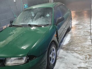 1998 Mitsubishi Carisma I, зелёный, 170000 рублей, вид 1