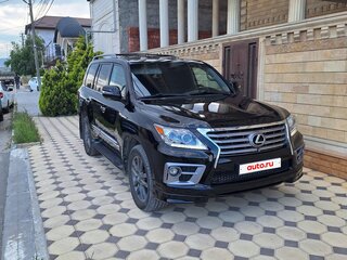 2010 Lexus LX 570 III, чёрный, 2850000 рублей, вид 3