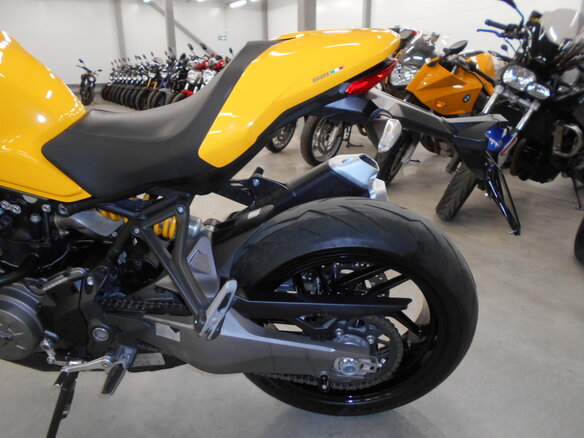 2018 Ducati Monster 821, жёлтый, 770000 рублей - вид 14