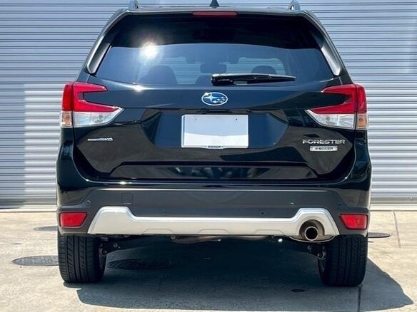 2022 Subaru Forester V Рестайлинг, чёрный, 2154001 рублей - вид 3