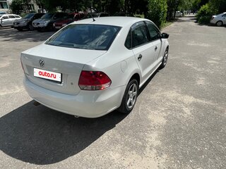 2010 Volkswagen Polo V, белый, 570000 рублей, вид 3