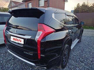 2017 Mitsubishi Pajero Sport III, чёрный, 2900000 рублей, вид 4