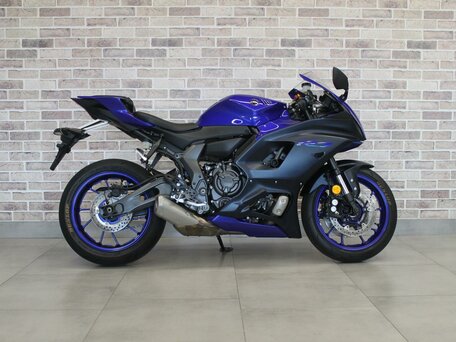 2022 Yamaha YZF-R7, синий, 840000 рублей, вид 1