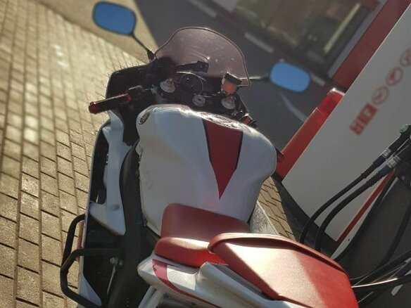 2006 Yamaha YZF-R6, белый, 770000 рублей - вид 10