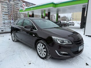 2013 Opel Astra J Рестайлинг, коричневый, 820000 рублей, вид 1