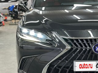 2022 Lexus ES 300h VII Рестайлинг, чёрный, 5500000 рублей, вид 4