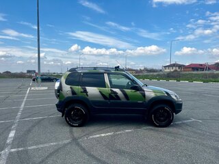 2019 Chevrolet Niva I Рестайлинг, серый, 870000 рублей, вид 3