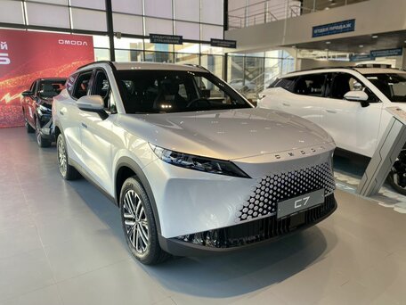 Omoda C7