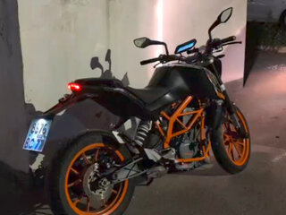 2016 KTM 390 Duke, чёрный, 390000 рублей, вид 3