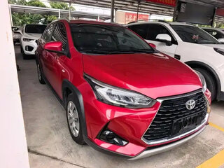 2021 Toyota Yaris L X XP150 Рестайлинг, красный, 1300205 рублей, вид 1