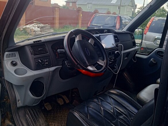 2012 Ford Transit, чёрный, 800000 рублей - вид 13