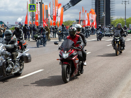 2009 Yamaha XJ6 (FZ6R), красный, 590000 рублей, вид 3