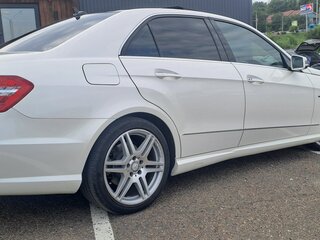 2011 Mercedes-Benz E-Класс 250 7G-Tronic IV (W212, S212, C207), белый, 1750000 рублей, вид 3