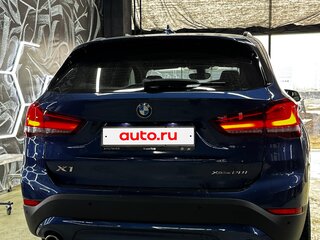 2022 BMW X1 20i xDrive II (F48) Рестайлинг, синий, 5200000 рублей, вид 3