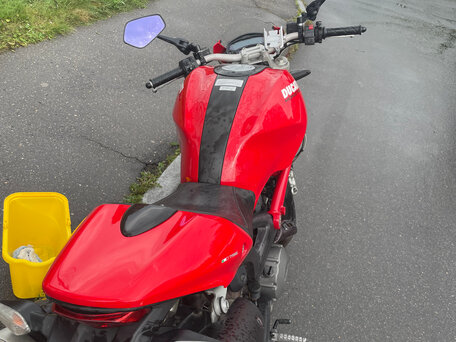 2013 Ducati Monster 796, красный, 380000 рублей, вид 2