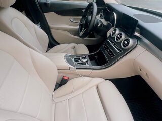 2018 Mercedes-Benz C-Класс 200 IV (W205) Рестайлинг, белый, 2500000 рублей, вид 4