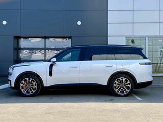 2026 Lynk & Co 900, белый, 8850000 рублей, вид 2