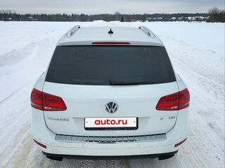 2014 Volkswagen Touareg II, белый, 2495000 рублей, вид 4