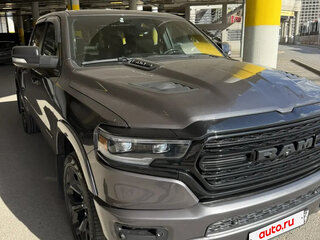2022 Ram 1500 Quad Cab V, серый, 6800000 рублей, вид 2