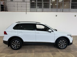 2021 Volkswagen Tiguan II Рестайлинг, белый, 2770000 рублей, вид 5