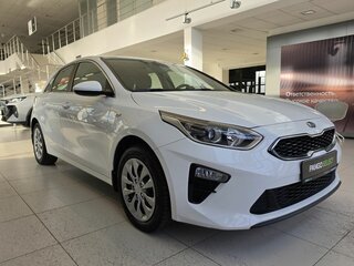 2018 Kia Ceed III, белый, 1949000 рублей, вид 3