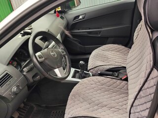 2011 Opel Astra H Рестайлинг, серебристый, 550000 рублей, вид 5