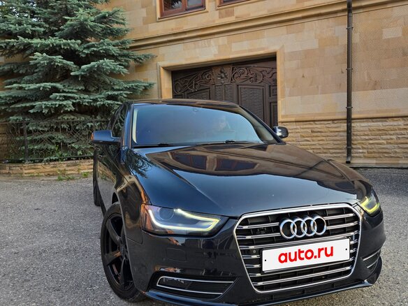 2012 Audi A4 IV (B8) Рестайлинг, синий, 1148000 рублей