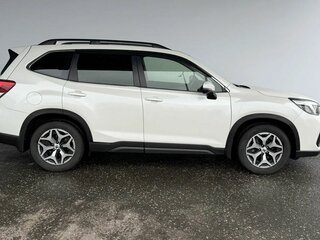 2019 Subaru Forester V, белый, 2320000 рублей, вид 4