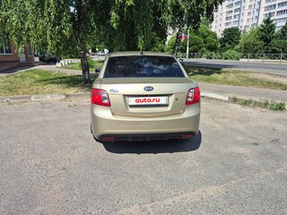 2011 Kia Rio II Рестайлинг, бежевый, 650000 рублей, вид 5