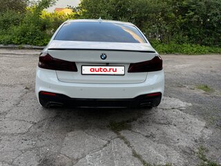 2020 BMW 5 серии 520d xDrive VII (G30/G31/G38), белый, 4470000 рублей, вид 3
