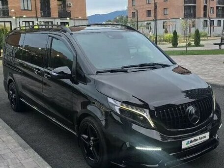 2015 Mercedes-Benz V-Класс Extra Long 220 d экстра длинный III (W447), чёрный, 4200000 рублей, вид 4