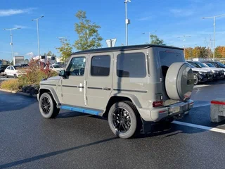 2026 Mercedes-Benz G-Класс 450 d III (W465) Рестайлинг, серый, 29500000 рублей, вид 2