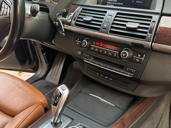 2009 BMW X5 30d II (E70), чёрный, 2200000 рублей - вид 16
