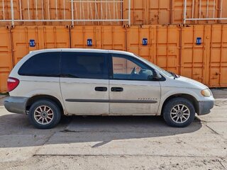 2001 Chrysler Voyager IV, белый, 450000 рублей, вид 5