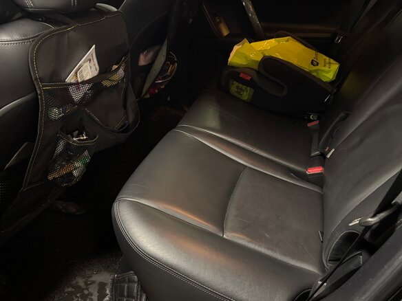 2013 Toyota Land Cruiser Prado 150 Series Рестайлинг 1, чёрный, 3500000 рублей - вид 11