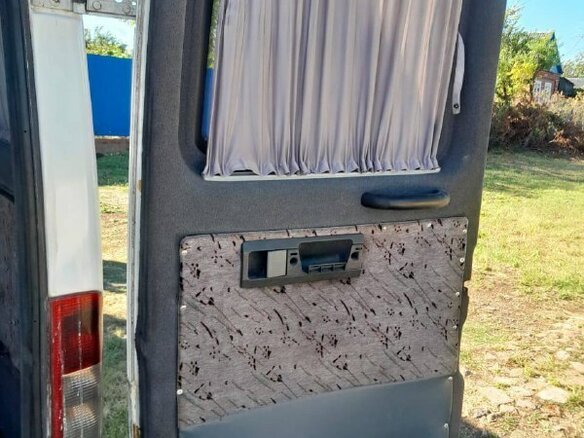 2005 Mercedes-Benz Sprinter, белый, 1199999 рублей - вид 13