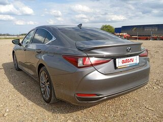 2021 Lexus ES 250 VII Рестайлинг, серый, 4680000 рублей, вид 4