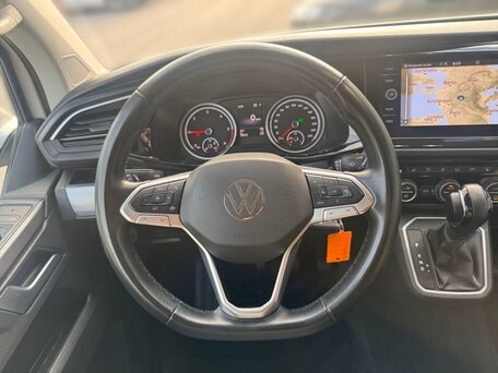 2022 Volkswagen Multivan T6 Рестайлинг, белый, 5200000 рублей, вид 5