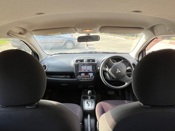 2012 Mitsubishi Mirage VI, серебристый - вид 11