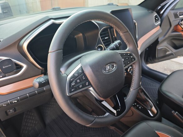 2024 Lada (ВАЗ) Vesta SW Cross I Рестайлинг (NG), чёрный, 2050000 рублей - вид 13