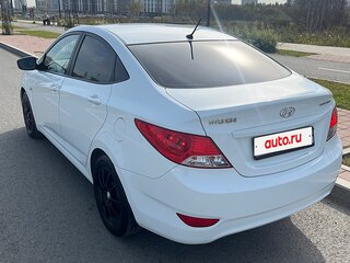 2012 Hyundai Solaris I, белый, 850000 рублей, вид 3