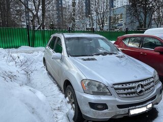 2006 Mercedes-Benz M-Класс 350 II (W164), серебристый, 1150000 рублей, вид 4
