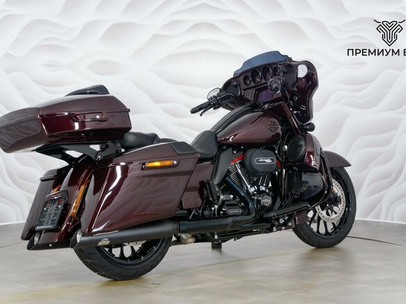 2018 Harley-Davidson CVO Street Glide, красный, 2599000 рублей - вид 5