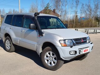 2000 Mitsubishi Pajero III, серебристый, 1300000 рублей, вид 1