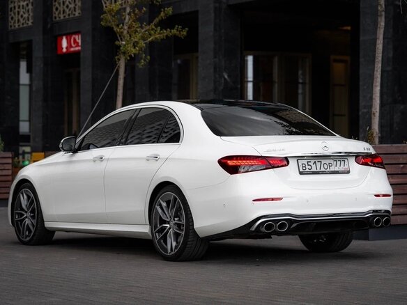 2021 Mercedes-Benz E-Класс AMG 53 AMG V (W213) Рестайлинг, белый, 8000000 рублей - вид 7