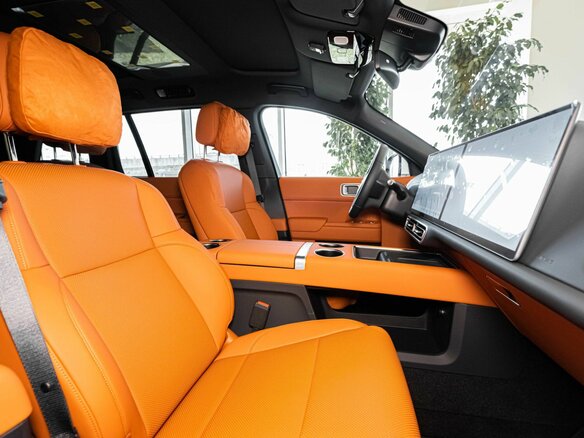 2026 Li Auto (Lixiang) L9 52.3 kWh I Рестайлинг, белый, 11990000 рублей - вид 16