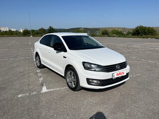 2017 Volkswagen Polo V Рестайлинг, белый, 930000 рублей, вид 3
