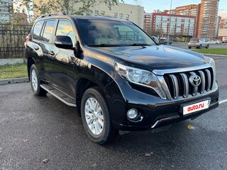 2013 Toyota Land Cruiser Prado 150 Series Рестайлинг 1, чёрный, 3500000 рублей, вид 3