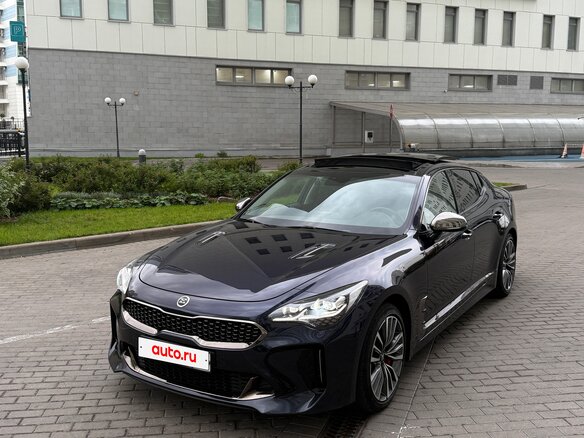 2018 Kia Stinger I, синий, 2590000 рублей