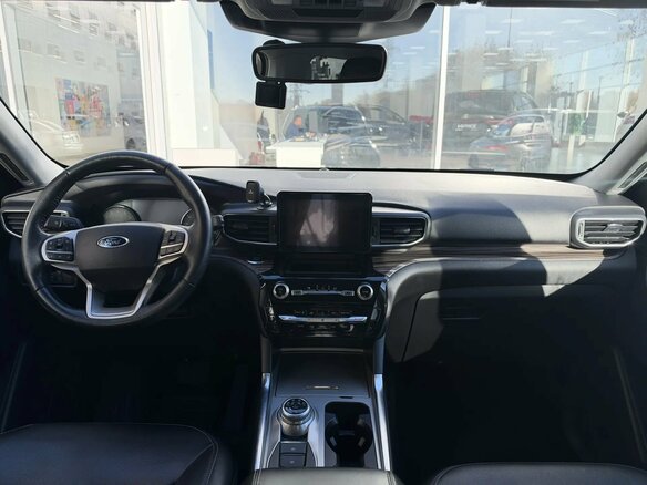 2021 Ford Explorer VI, чёрный, 3385000 рублей - вид 6